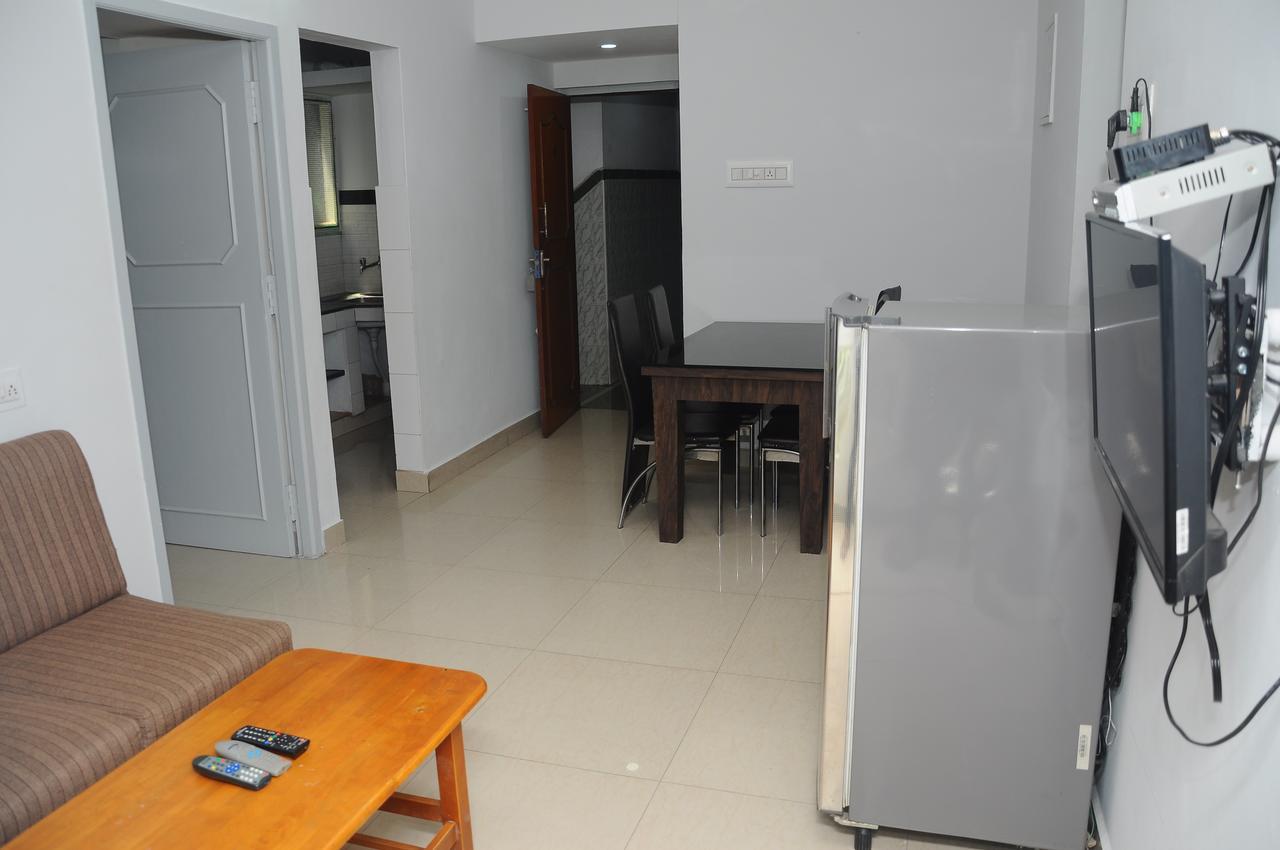 Modern Villa Chennai Exterior photo